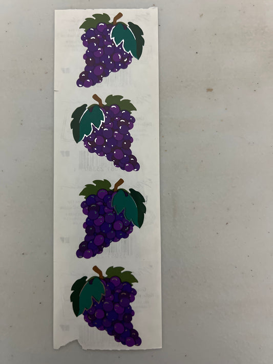 Mrs. Grossman’s Stickers Fruit Grapes  New