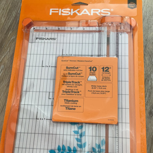 Fiskars 12 inch Trimmer with Wider Base Deck Tools