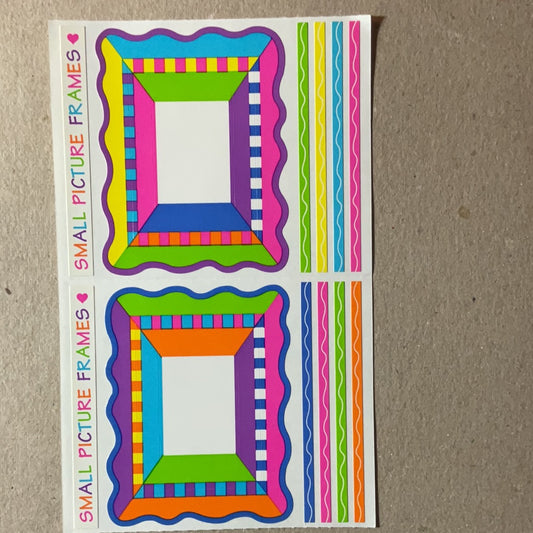 Mrs. Grossman’s Large Stickers Wavy Small Frame